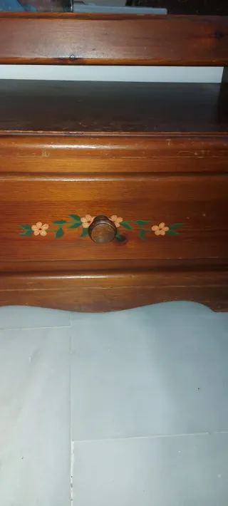 Espejo de pie con cajón