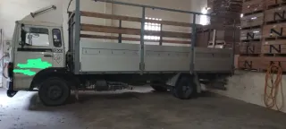 Camioneta con 344993 km