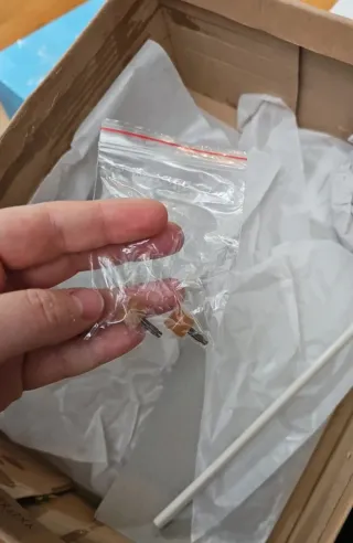 Zapatos de tacón rosa con lazo