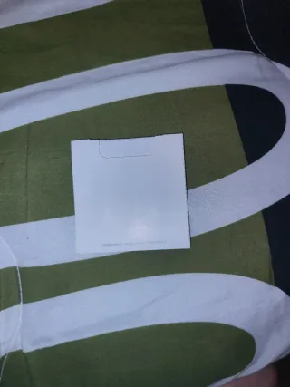 AirPods 4 con cancelación de ruido Apple