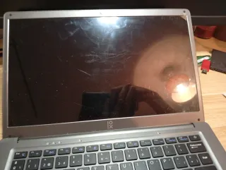 Portátil Primux para piezas