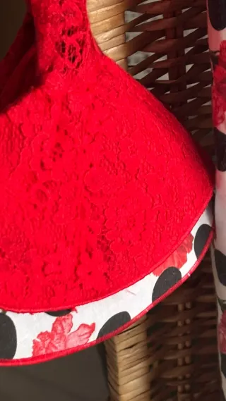 Traje de flamenca blanco y rojo