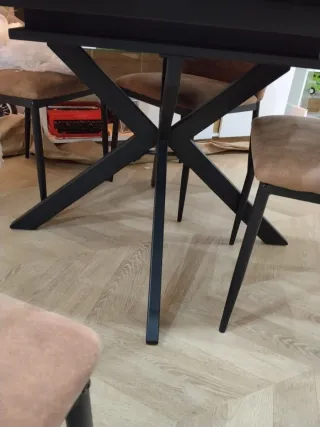 Mesa redonda madera   se hace 1,6