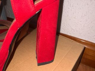 Sandalias tacón rojo Topshop