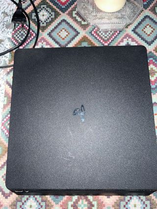 PS4 Slim Negra