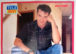 DOS POSTER DRAGON BALL,JOHN STAMOS y JESUS VAZQUEZ