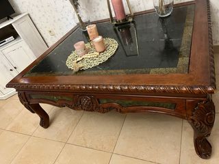 Mueble de comedor antiguo de madera