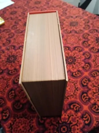 Caja de cartón navideña