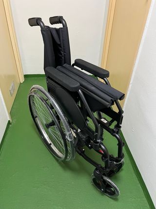 Silla de ruedas Orthos sin usar