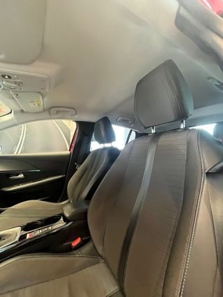Peugeot 208 2022