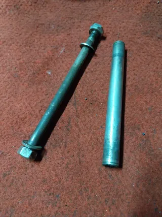 Eje basculante Gilera Surfer