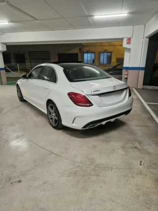 Mercedes C 220 AMG TECHO NACIONAL