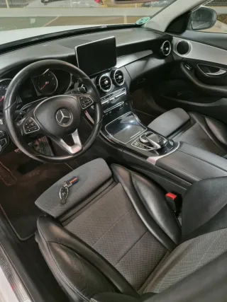 Mercedes C 220 AMG TECHO NACIONAL