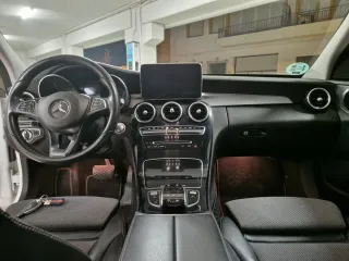 Mercedes C 220 AMG TECHO NACIONAL