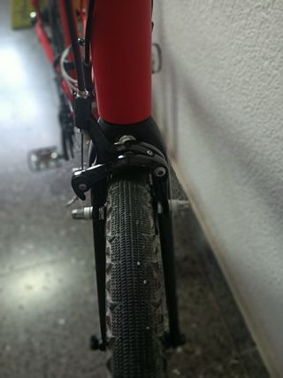 Bicicleta Gravel Giant Talla M Roja