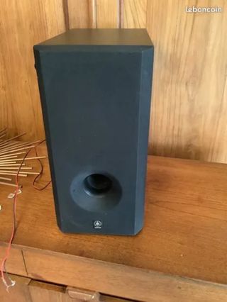 Subwoofer Yamaha SW-201 Negro