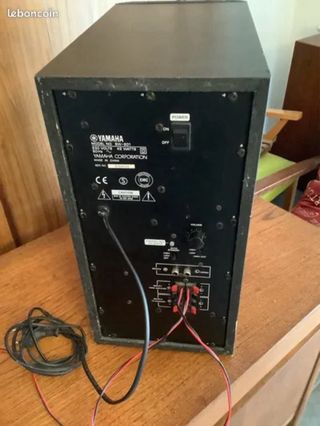 Subwoofer Yamaha SW-201 Negro