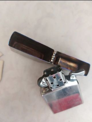 Zippo Afghanistan ISAF y gorra.