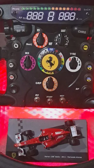 Mesa Café F1 Neumático Pirelli