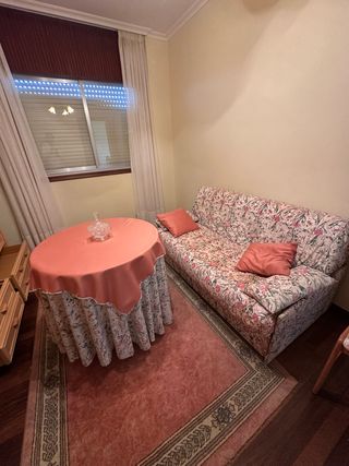 Muebles de madera en buen estado