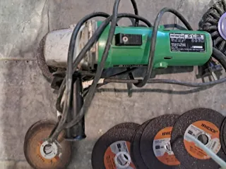 Amoladora angular y discos