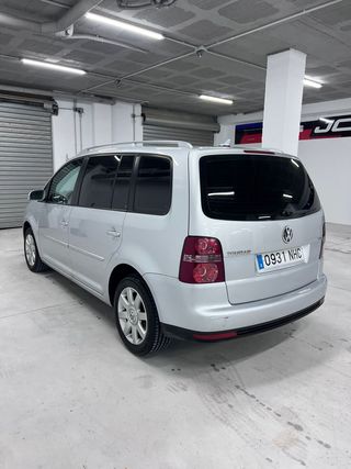 Volkswagen Touran 1.9 TDI 7 Plazas