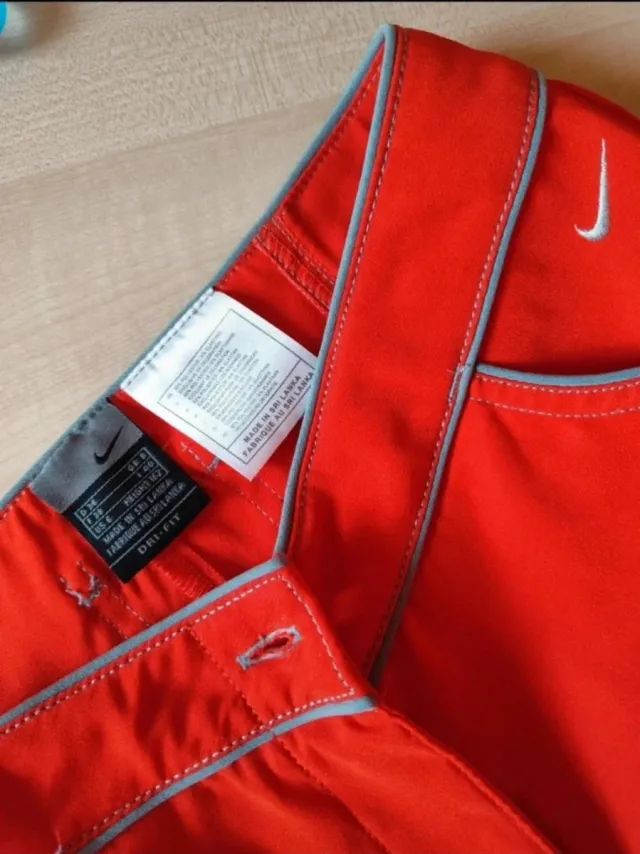 Completo Nike canotta e pantaloncini arancio
