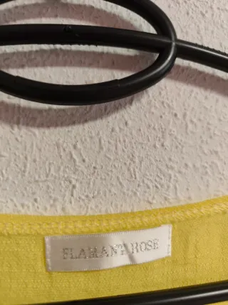 Blusón de chica talla 42-44.