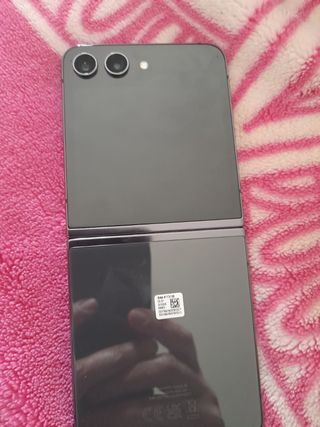 Samsung Galaxy Z Flip 5 - Sin usar