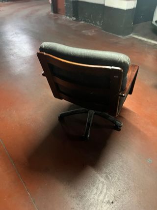 Silla de oficina giratoria