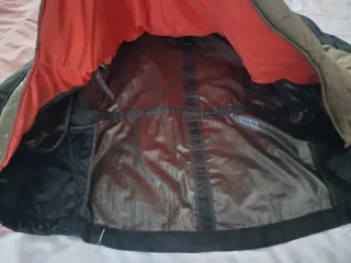 Chaqueta Krakatau abrigo parka chubasquero