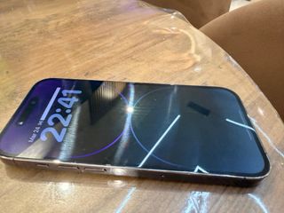 iPhone 14 Pro Morado