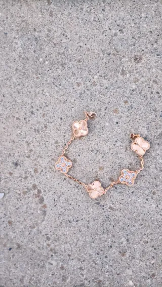 Pulsera 5 tréboles oro y piedras