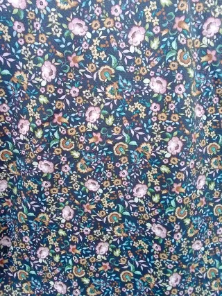 Tela de algodón estampada floral