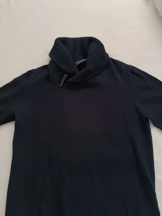 Jersey Celio azul cuello alto