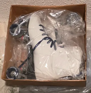 Patines 4 ruedas talla 40