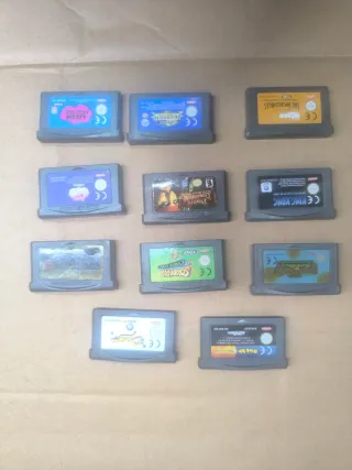 Lote de videojuegos de diferentes plataformas son