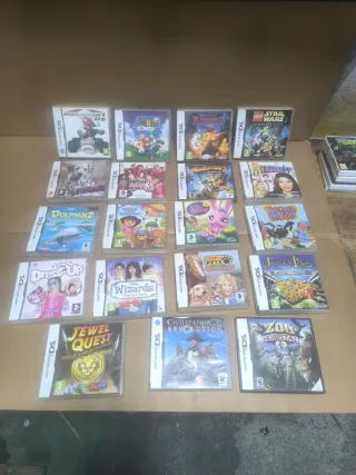 Lote de videojuegos de diferentes plataformas son