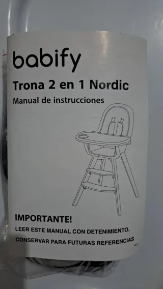 Trona convertible bebé estilo nórdico