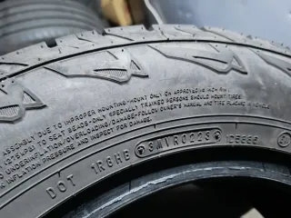 Neumático DUNLOP 215/65R16 98H