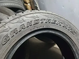 Neumático DUNLOP 215/65R16 98H