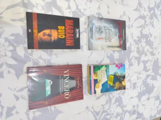 Lotto 4 Libri Maraini, O'Connor, Macomber, Pavarot