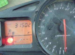 Suzuki 23192 catalizador gsr 600