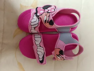 Chanclas Minnie goma niña