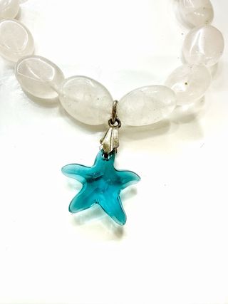 Pulsera de cuarzo rosa con estrella Swarovski