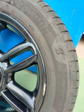 3 Llantas con neumaticos, Mini R56