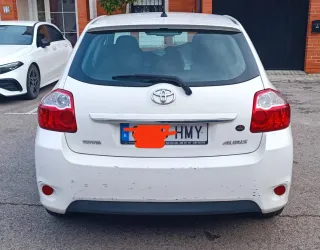 Toyota Auris 2012