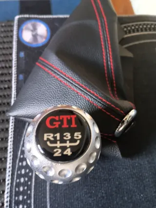 Pomo Palanca Cambios GTI Negro Rojo