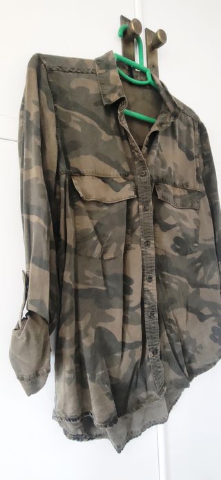 Camisa camuflaje Stradivarius