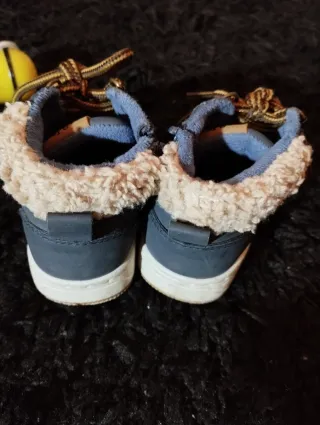Botines niño azul marino forro borreguito T21